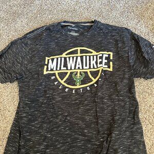 Milwaukee Bucks T-Shirt